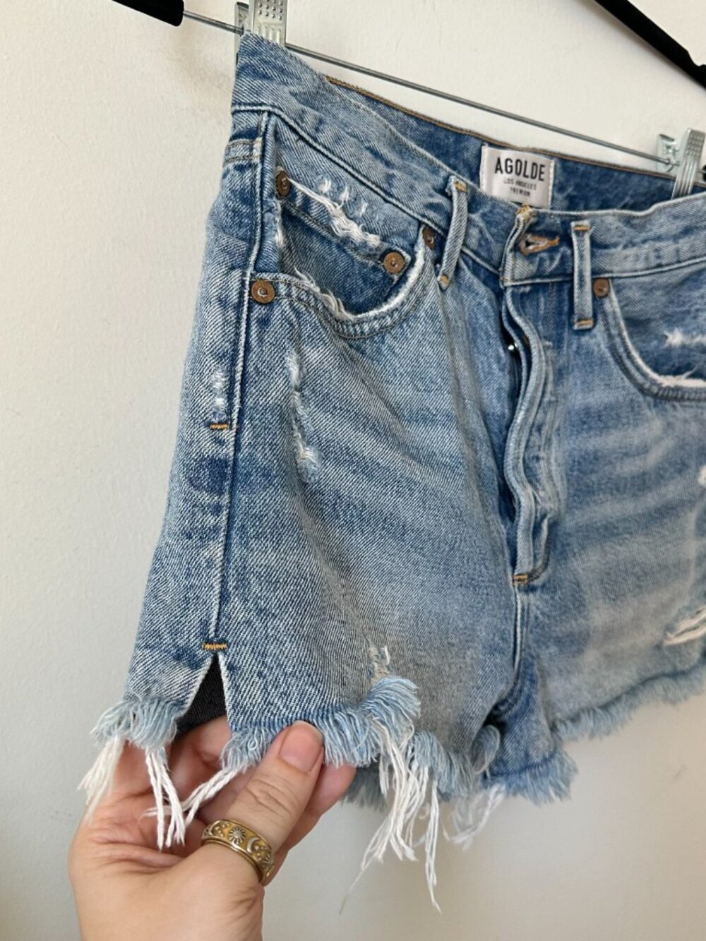 AGOLDE Jaden Cut Off Denim Shorts High Rise Distressed Size 25 - Picture 6 of 9